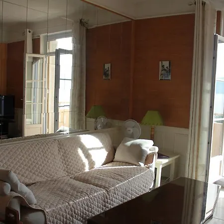 4 Personnes Pieds Dans L'eau Apartment *